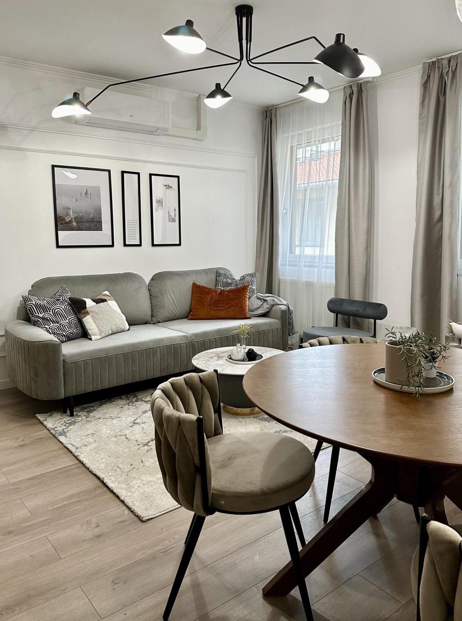 D26 Luxury Suites Budapest Bagian luar foto