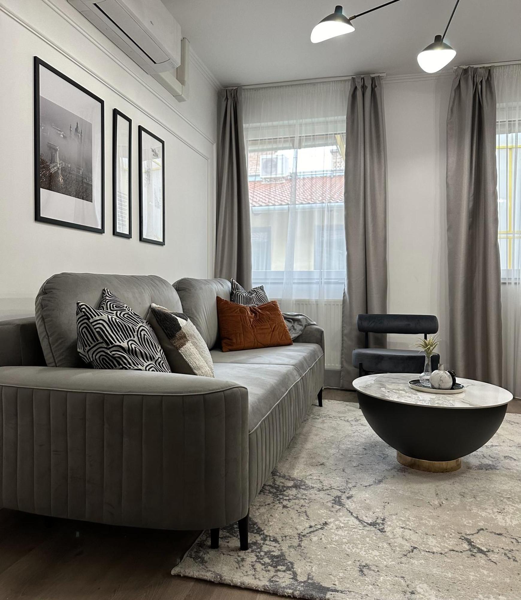 D26 Luxury Suites Budapest Bagian luar foto
